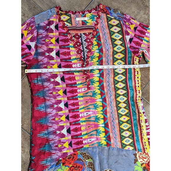 Johnny Was Kamelia Mixed Print V-Neck Button Front 100% Silk Blouse M - Picture 7 of 12